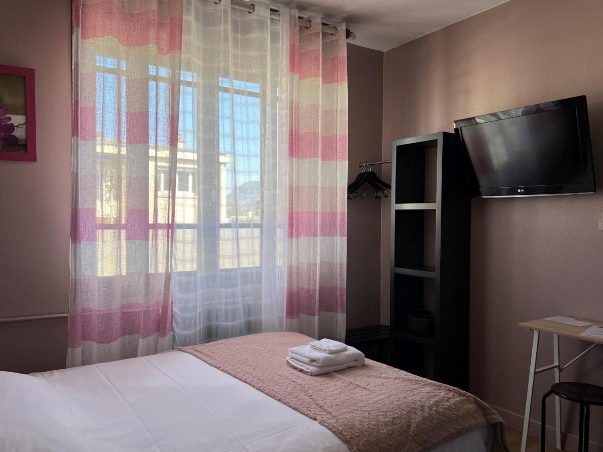 Logis Hotel Des Causses Millau Zewnętrze zdjęcie