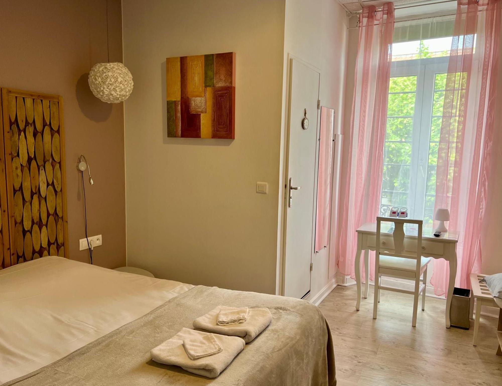 Logis Hotel Des Causses Millau Zewnętrze zdjęcie